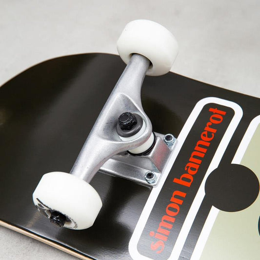 Girl Skateboards Complete Skateboard 93 Til Simon Bannerot 8"