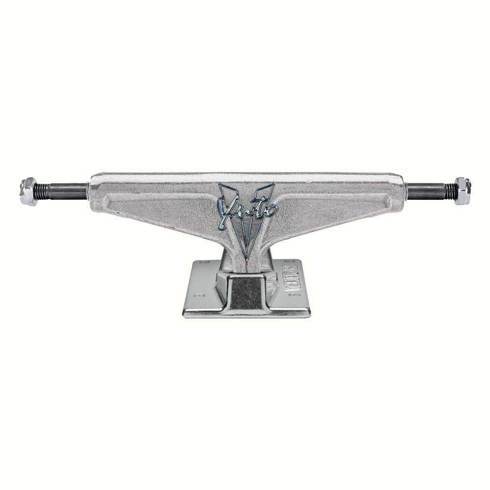 Venture Skateboard Trucks Pro Yuto Liquid Chrome Multi 5.6