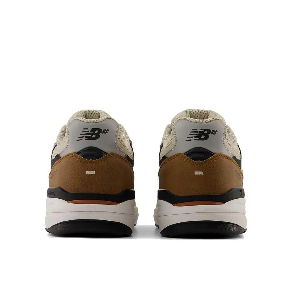 New Balance Numeric Reynolds 933 Skate Shoes Quicksand Sea Salt Green