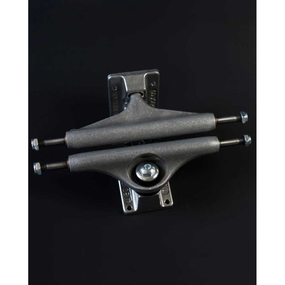 Indy Independent Stage 11 Skateboard Trucks 159 IKP Standard Grey Silver 159mm
